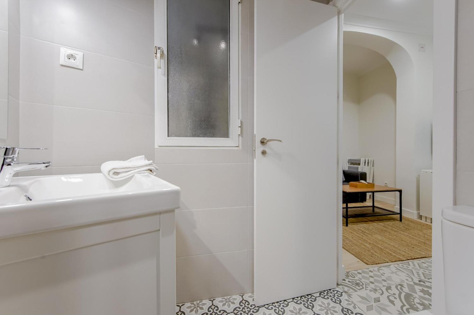 Ny Style Apt 5P En San Mateo Centro Chueca-Malasana E1 马德里 外观 照片